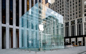 2006-5th-Avenue-NYC-Apple-Store-Glass-Cube