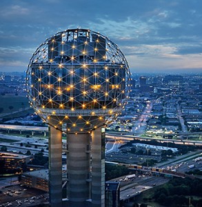 reunion-tower-361x370