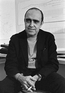 Oscar_Niemeyer_1968b